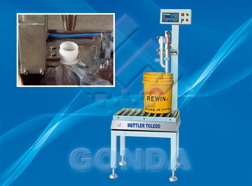 GN-D單頭中桶稱(chēng)重機(jī) GN-D單頭中桶稱(chēng)重機(jī)